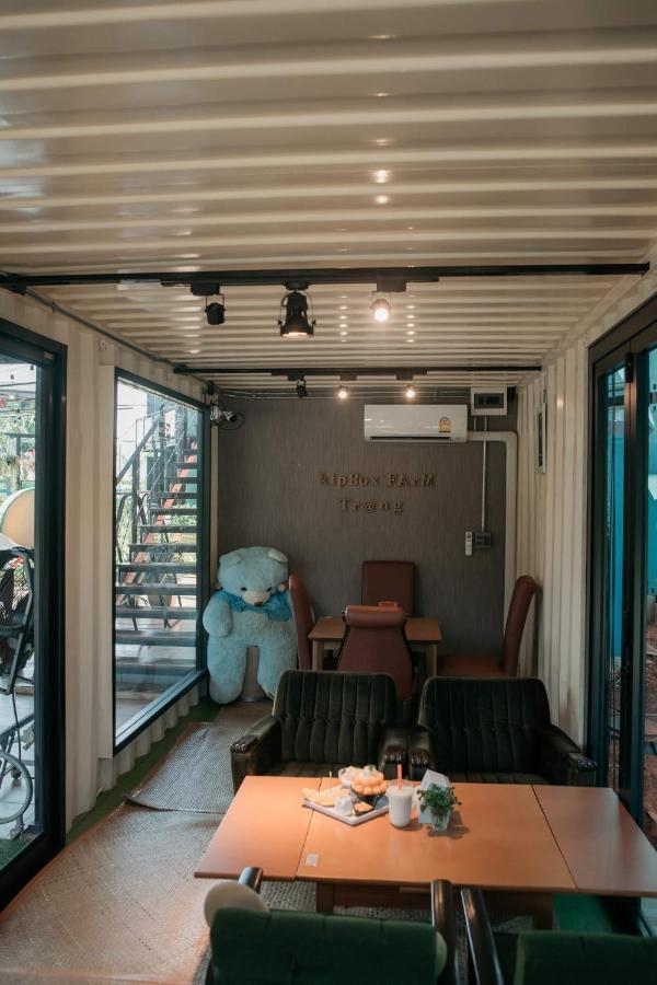 Kipbox Hotel Trang Kültér fotó